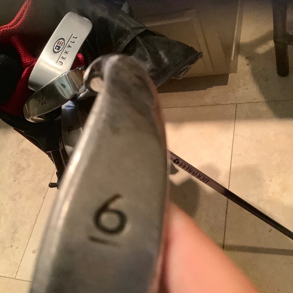 Golf Clubs - Picture 4 of 5